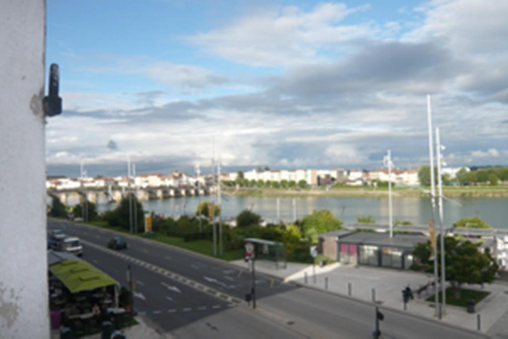 Hotel Quai De Saone Макон Екстер'єр фото